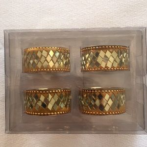 Leilas linen 4 piece Gold bling Napkin ring